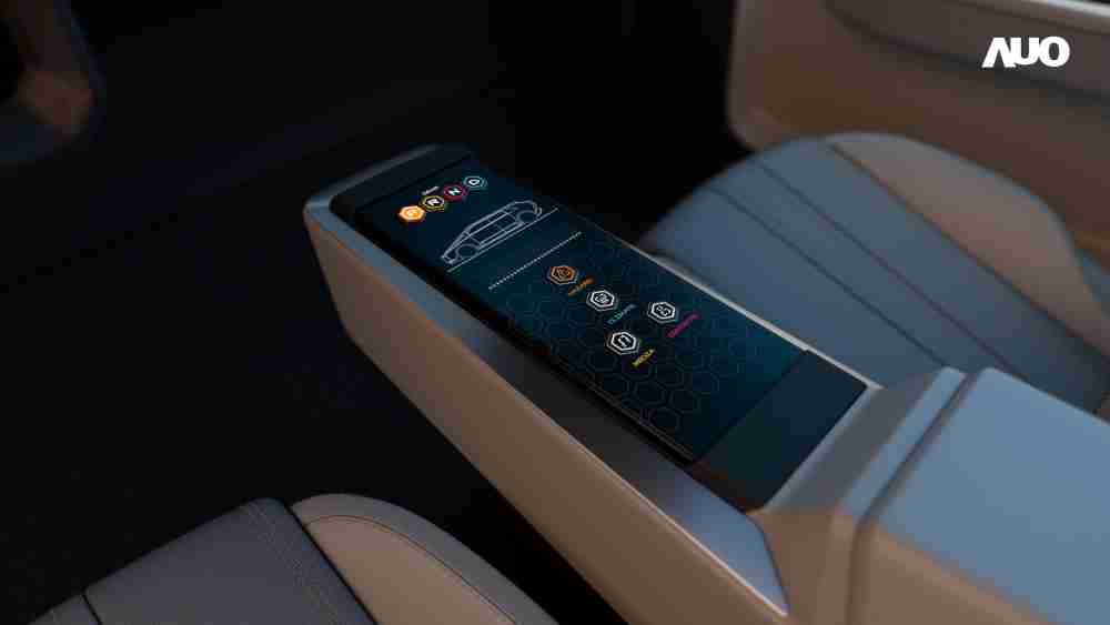 尊龙集团以人性化设计打造多变形态中控显示(Morphing Center Control)，，，不使用时仅平面显示信息，，，进行操作时，，显示器则会动态隆起，，，，转变成3D实体按钮，，，并有触觉回馈，，，，展示人机互动新体验